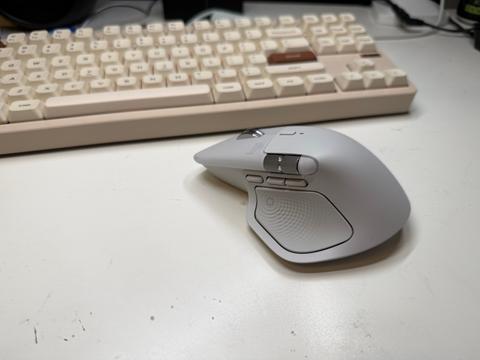 MX Master 4